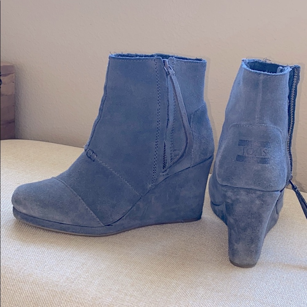 TOMS wedge bootie!